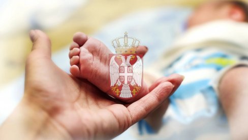 LUKA VIŠE NIJE NAJPOPULARNIJE IME U SRBIJI: Evo koje je izbilo na prvo mesto za dečake - kod devojčica Sofija i dalje neprikosnoveno