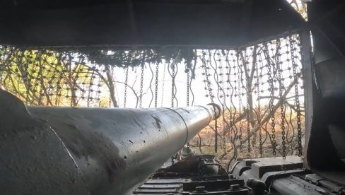 BRUTALNI UDAR RUSKIH TENKISTA: Ukrajinski komandni centar sravnjen sa zemljom u Dobropolju (VIDEO)