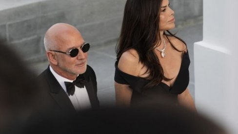 SVE OČI BILE SU UPRTE U BEZOSOVU SUPRUGU: Smeli dekolte u Beloj kući izazvao burne reakcije na mrežama (FOTO)
