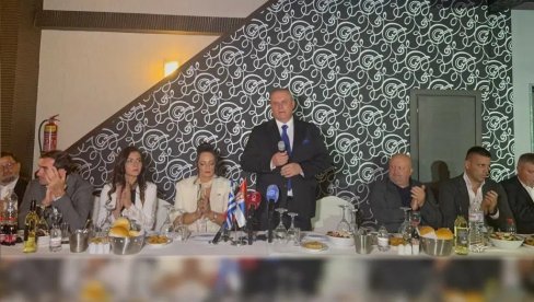 DALIBOR MARKOVIĆ PALMA: Dve decenije građani Jagodine i drugih srpskih  gradova besplatno putuju po svetu