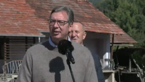 JASNA PORUKA VUČIĆA BLOKADERIMA: Državu ne može da vodi onaj koji će pesnicom da udara ženu u glavu!