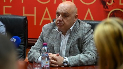 Збиљић нема дилему: Нема разлога да бивши фудбалер води фудбал