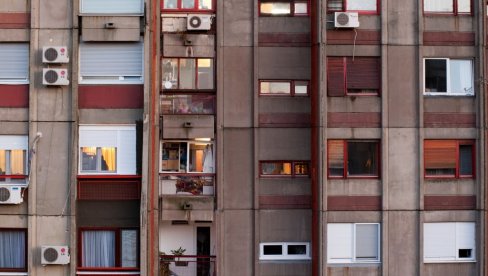 REKLAMA NA ZGRADI, NOVAC IDE STANARIMA: Evo kako stambena zajednica može imati redovan prihod