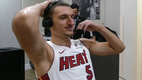 Ceo svet bruji o potezu Srbina! Nezadovoljni Nikola Jović je poludeo  (VIDEO)