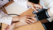 3 NAVIKE KOJE MOGU DA POVEĆAJU KRVNI PRITISAK: Izbegnite ih za bolje zdravlje srca