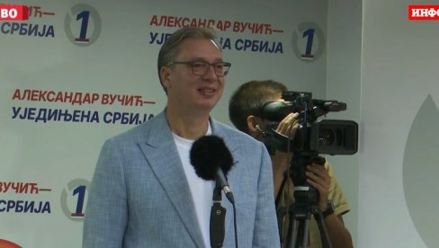 VUČIĆ U SREMSKOJ MITROVICI: Dok su oni rušili, mi smo se trudili da Srbija bude jedna od najbrže rastućih ekonomija u Evropi