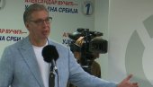 VUČIĆ U SREMSKOJ MITROVICI: Uspeli smo u tome da podignemo slobodarsku Srbiju koja je htela da se usprotivi blokaderima