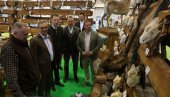 JELENI SRBIJE I PLANINSKA DIVLJAČ SRBIJE Otvorena izložba i predstavljeni ciljevi savremenog lovstva u Srbiji