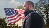 U SAD TO NE BI MOGLO: Amerikanac živi u Srbiji, promenio veru, postao - sveštenik PRAVOSLAVAC (VIDEO)