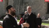 Vučić posetio manastir Manasiju: Poseban je osećaj biti na mestu koje vekovima čuva molitvu i dušu našeg naroda