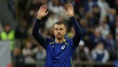 Само један играч није аплаудирао кад је Един Џеко напустио терен, објаснио је и зашто је то урадио
