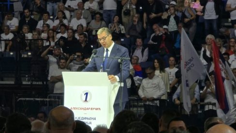 VUČIĆ O FICU: Znamo da je sa nama i uvek će biti