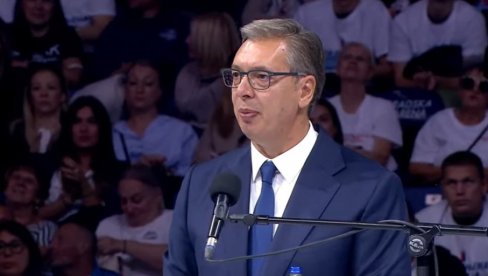 PROFESORI, UČITE DECU!: Vučić najavio red i disciplinu u školama i na fakultetima