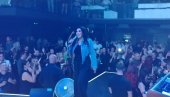 PONOVO OKUPILA PUBLIKU: Dragana Mirković posle osam godina zapevala u Leskovcu, a na nastup stigli i obožavaoci iz Bugarske (FOTO)