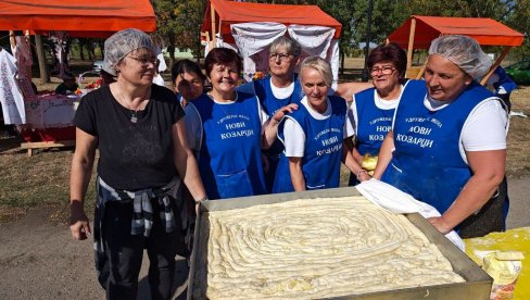KROMPIRUŠU RAZVUKLE DUŽE OD 30 METARA: U Novim Kozarcima održana „Pitijada“