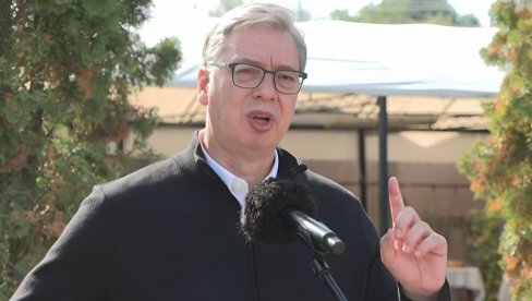 VUČIĆ NAJAVIO UBRZAN RAST PENZIJA: Gotovo u potpunosti će pratiti plate