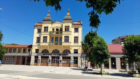 64. OKTOBARSKI LIKOVNI SALON: Konkurs Leskovačkog kulturng centra