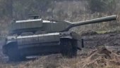ТЕНК ОД КОГА ЗАПАДУ ПОДИЛАЗЕ ЖМАРЦИ! Руска челична грдосија Т-72 сама иде у борбу — СВЕТ У ШОКУ! (ВИДЕО)