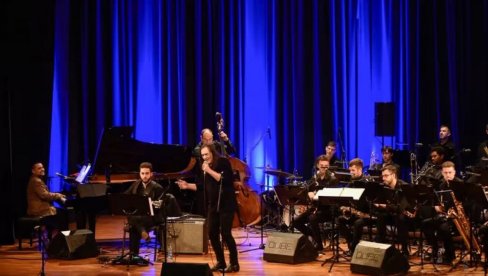 DADO TOPIĆ ZAČINIO JUBILEJ: Festival „DŽeztronik“ iz Vršca obeležio 20 godina postojanja