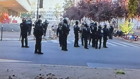 SEKSUALNO ZLOSTAVLJANJE NA PROTESTU? Policajac pod istragom