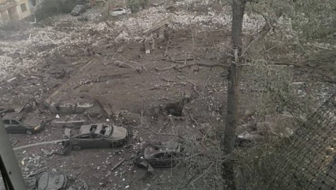 APOKALIPTIČNE SCENE: Rusi sravnjuju Kremenčuk sa zemljom, Zelenski broji mrtve (FOTO/VIDEO)
