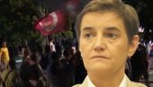 POBUNA PRIVILEGOVANIH! ZBOG OVOG TVITA GORE MREŽE, A BLOKADERI SU NA APARATIMA: Prosvetar proverio svaku izjavu Ane Brnabić o platama!