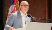 ВУЧЕВИЋ СЕ ОГЛАСИО НАКОН СКУПА У КРАГУЈЕВЦУ: Народ се пита, Србија иде напред