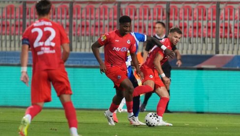 IMT pobedio Radnik: Fabijen dao gol, pa izašao iz igre (VIDEO)