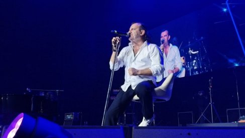 HILJADE GLASOVA PEVALO UGLAS: Aca Lukas zapalio Arenu u Sofiji (FOTO)