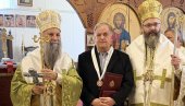 ČUVAJTE ZAJEDNICU SA HRISTOM: Patrijarh Porfirije služio liturgiju u manastiru Svetog Save u Ilejnu