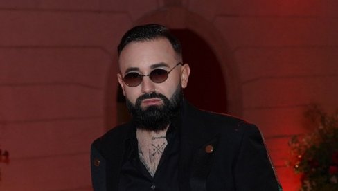 SA GROBLJA SAM IŠAO DA PEVAM: Naš poznati pevač doživeo porodične tragedije, ali je morao da radi bez obzira na sve