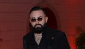 SA GROBLJA SAM IŠAO DA PEVAM: Naš poznati pevač doživeo porodične tragedije, ali je morao da radi bez obzira na sve