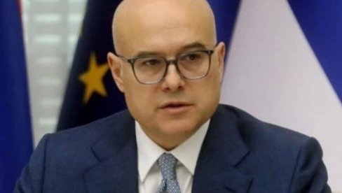 KADA NEMATE PLAN, PROGRAM, NITI REZULTAT, PREOSTAJU VAM SAMO UVREDE: Vučević o kampanji protiv Vučića i Šapića