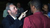 Шта то радиш шампионе? Одбио америчке милионе, а сада по кантама за смеће тражи да једе