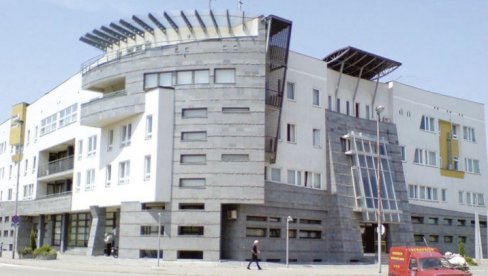 POLICAJCIMA MIRNO OPISIVAO UBISTVO MAJKE: Jezivi detalji zločina u Valjevu, čekićem i nožem ubio staricu, pa se prijavio