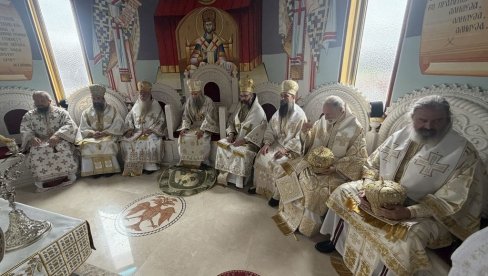 VAŽNA PORUKA PATRIJARHA PORFIRIJA U AUSTRALIJI: Srbi ovde nisu stranci