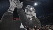 Сјајна кореографија Гробара - Чувени навијач на шеталици: Тебе увек волећу (ВИДЕО)