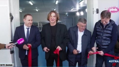 ŽELJKO MITROVIĆ OTVORIO FABRIKU U KOTRAZI: Najbolji inženjeri zapadne Srbije u selu vrednih domaćina proizvodiće elektromotore (VIDEO)