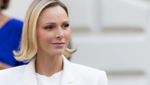 PRINCEZA OD MONAKA U ODELU O KOME PRIČA MODNI SVET: Ovakav kroj ćemo tražiti ove jeseni (FOTO)