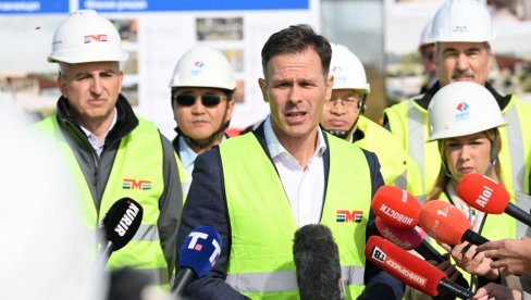 MALI NA PITANJE NOVOSTI O DEŽURNIM KRITIČARIMA: Druga strana na žalost ne razume šta su veliki projekti