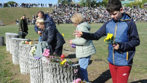 ŽRTVE UTKANE U VEČNOST: U Kraljevu obeležena 85. godišnjica zverskog fašističkog zločina