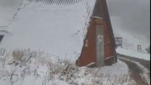 NA JUGU SRBIJE SE OD VEJAVICE NE VIDI PRST PRED OKOM: Na mrežama osvanuo snimak (VIDEO)
