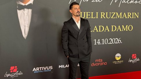 BOEMSKA PRIČA O NEUZVRAĆENOJ LJUBAVI: Mirza Malkoč sa devojkom i ruzmarinom krenuo u estradnu orbitu (FOTO)