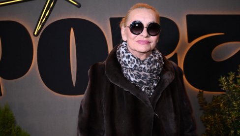 JEDAN UDVARAČ POKUŠAVA DA OSVOJI MOJE SRCE: Vesna Zmijanac sumirala utiske nakon tri rasprodata koncerta u Beogradu (FOTO)