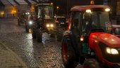 ZAGRMELO I SA SREMSKE STRANE! Reka traktora ide ka Novom Sadu na skup podrške Vučiću! (VIDEO)
