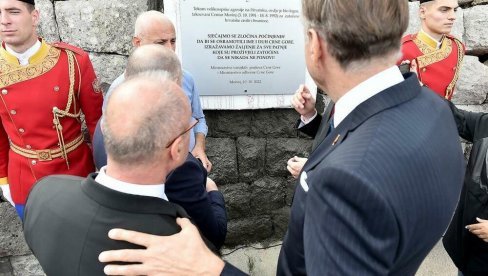CRNA GORA POLAKO PADA POD PRITISKOM HRVATSKE: Prihvatili dva od osam uslova, ostaje sramna spomen-ploča u Mokrinju