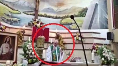 (UZNEMIRUJUĆI VIDEO) Krst pao na sveštenika i ubio ga na mestu: Tragedija u Ekvadoru