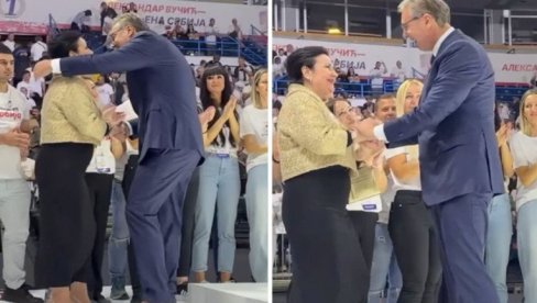 JEDAN POLJUBAC HOĆU JA, NEĆU TRI, NEĆU DVA Vučić: Hvala dragoj Snežani na podršci i ljubavi (VIDEO)