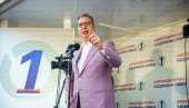 ДОЂИ ГИНТЕРЕ НА ТВ ДУЕЛ, ЧЕКАМ ТЕ НА БИЛО КОМ ЈЕЗИКУ Вучић из Крушевца: Нека заступа студентску листу и свог Срдановића који не сме