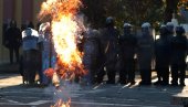 HAOS I NASILJE NA ULICAMA TIRANE: Ministar Ervin Demo pružio punu podršku policiji (FOTO/ VIDEO)